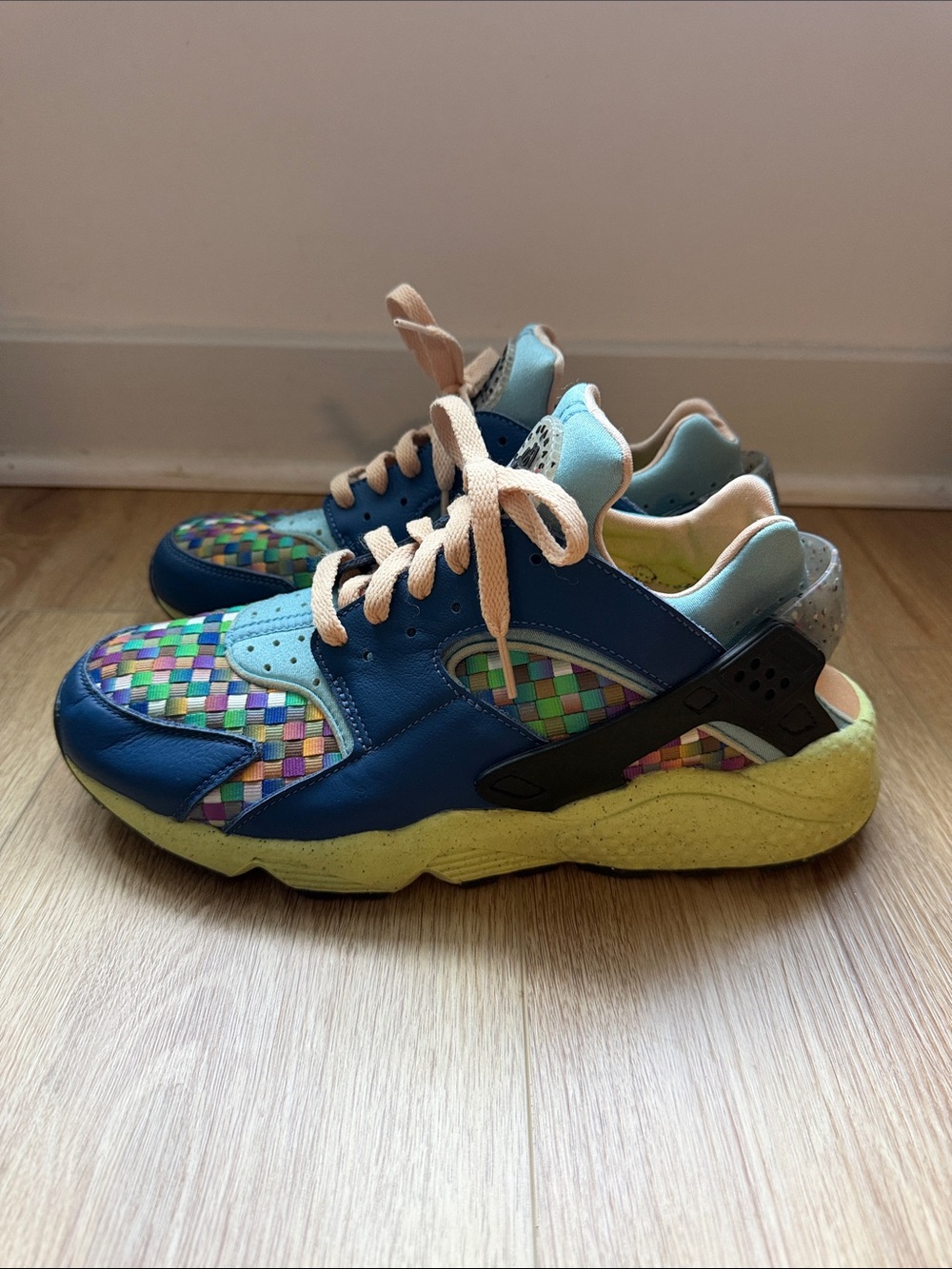 Nike Air Huarache Crater Premium Women’s Multicolor Woven-Panel Sneakers Sz 10